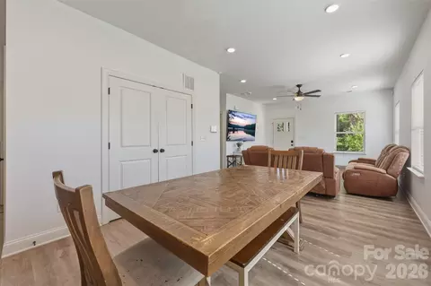 Dining - 701 E 3rd Ave, Gastonia, NC 28054 photo 1 of 1