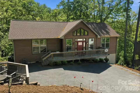 131 Pier Point Dr, Lake Lure, NC 28746