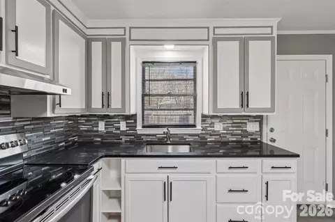 3207 Valleydale Rd, Monroe, NC 28110