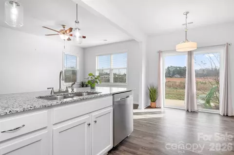 Entry Way - 8187 Sheffield Dr, Terrell, NC 28682 photo 1 of 2