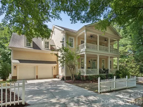 927 Dericks Xing, Fort Mill, SC 29708 photo 3