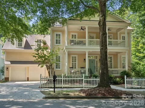 927 Dericks Xing, Fort Mill, SC 29708 photo 2