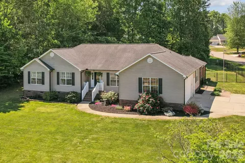 311 Random Dr, Salisbury, NC 28147