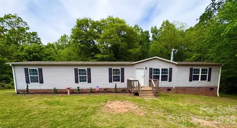 718 W Virginia Ave, Bessemer City, NC 28016