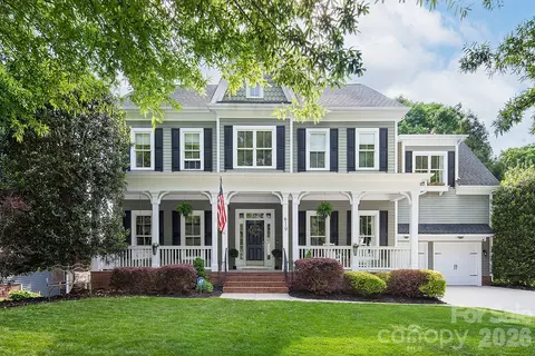 619 N Oak Dr, Huntersville, NC 28078