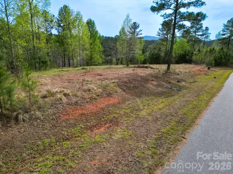 1997 Lake Vista Ne Dr NE, Valdese, NC 28690