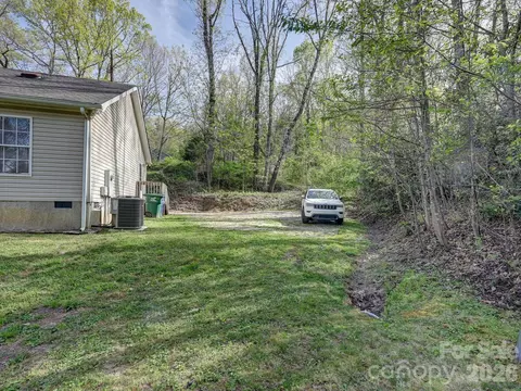 Exterior - 119 Laurel Haven Rd, Fairview, NC 28730 photo 3 of 9