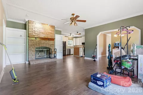 Living - 2825 Sweeping Pine Ln, Denver, NC 28037 photo 2 of 4