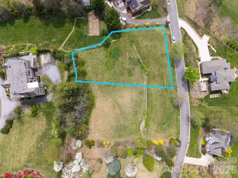 99999 Pine Acre 3 Blvd #3, Asheville, NC 28804