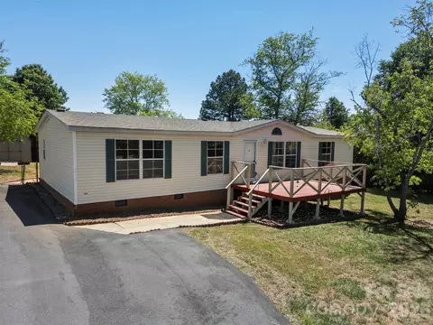 2095 Wildwood 19 Dr #19, Hickory, NC 28601