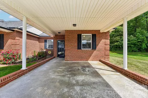 Exterior - 3854 Azalea Trl, Denver, NC 28037 photo 1 of 1