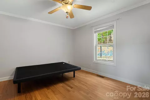 Bedroom - 2011 Edgerton Rd, Mill Spring, NC 28756 photo 4 of 7