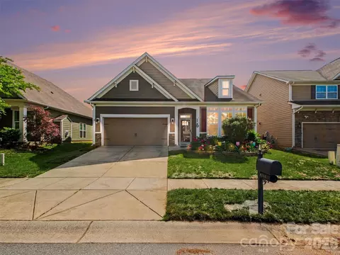 6713 Alderson Dr, Charlotte, NC 28269