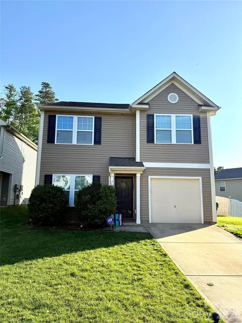 739 Mountain Quail Dr, Charlotte, NC 28216