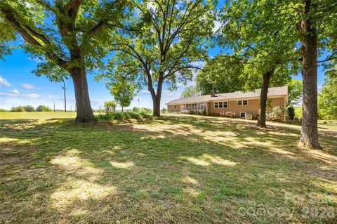 Exterior - 1721 E Highway 218, Monroe, NC 28110 photo 4 of 7
