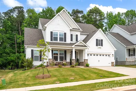 159 Glenn Dr, Mooresville, NC 28115