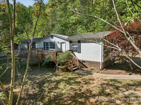 2324 Alfred Hartley Rd, Lenoir, NC 28645