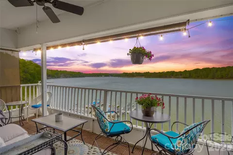 7340 Lakefront 11 Dr #11, Charlotte, NC 28278