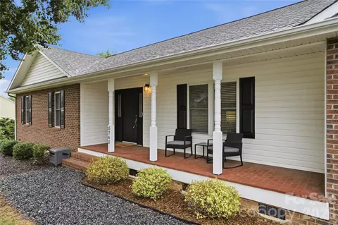 8748 Renee Ford Rd, Stanfield, NC 28163