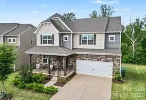 1031 Lookout Shoals Dr, Fort Mill, SC 29715