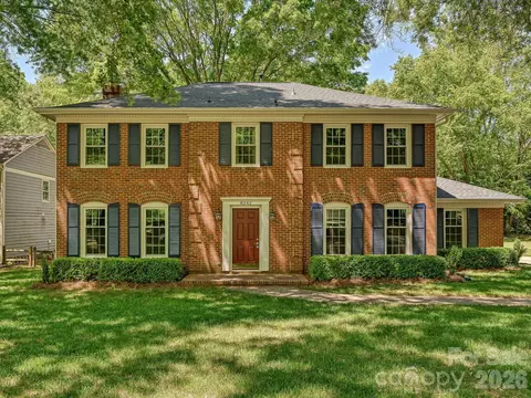 8242 Charles Crawford Dr, Charlotte, NC 28269