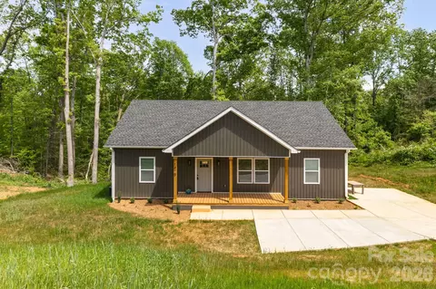 1475 32nd Sw St SW, Hickory, NC 28602