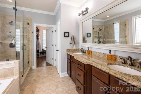 Bath - 75 Ledgestone Dr, Fairview, NC 28730 photo 1 of 5