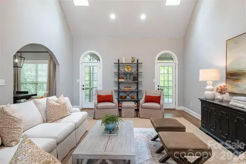 Living - 75 Ledgestone Dr, Fairview, NC 28730 photo 7 of 9