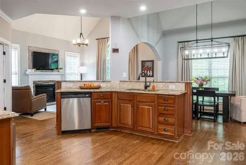 Kitchen - 75 Ledgestone Dr, Fairview, NC 28730 photo 2 of 2