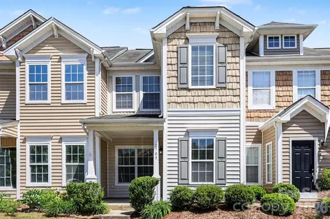 2709 Grain Mill Ln, Charlotte, NC 28214