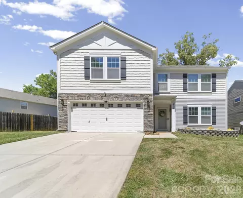6514 Glenmoor Dr, Charlotte, NC 28214