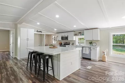 1305 Craig Dr, Iron Station, NC 28080