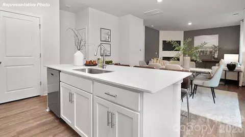 646 Dazzle Loop, Newton, NC 28658 photo 5