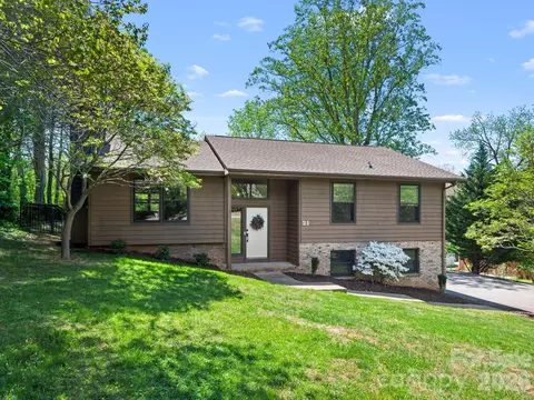 21 Dogwood Grv, Asheville, NC 28805