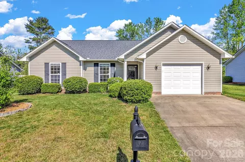 58 S Sunberry Trl, Fletcher, NC 28732