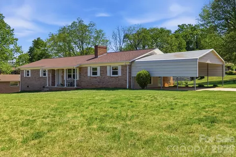 1480 21st Ne St NE, Hickory, NC 28601