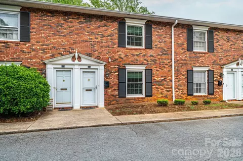 826 6th Nw 4 St NW #4, Hickory, NC 28601