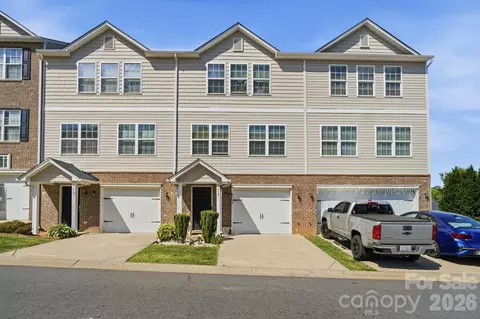117 Langhorne Dr, Mount Holly, NC 28120