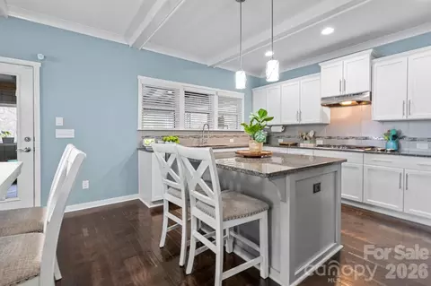 Kitchen - 1007 Pine Bark Pl, Matthews, NC 28104 photo 3 of 4