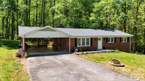 3441 Spencer Heights Pl, Lenoir, NC 28645