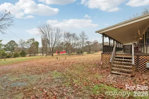 Exterior - 920 Dewitt Helms Rd, Monroe, NC 28112 photo 2 of 11