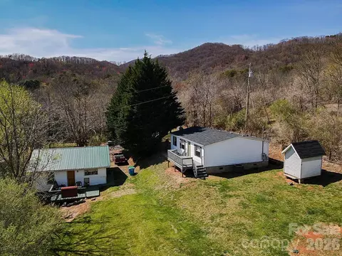 Lands End Drive, Candler, NC 28715