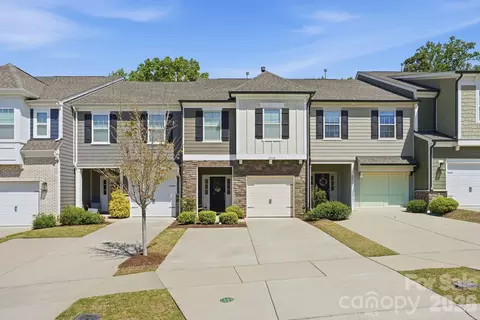 2038 Suttonview Rd, Fort Mill, SC 29708
