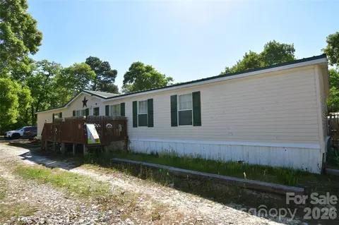 4348 John Gardner Rd, Kershaw, SC 29067