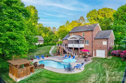 1390 Bennington Nw Dr NW, Concord, NC 28027