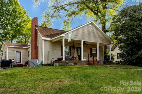 416 E Washington Ave, Bessemer City, NC 28016