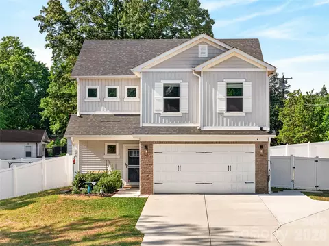 104 Trellis Ln, Troutman, NC 28166