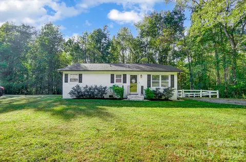 3800 Vanderburg S Dr S, Concord, NC 28025