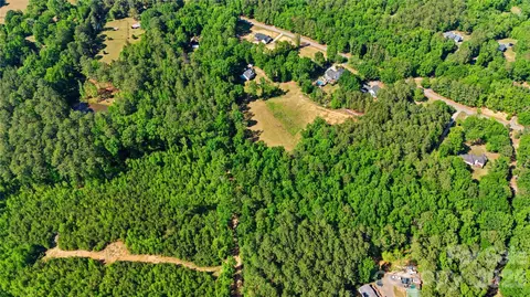 417 Sessions Rd, Elgin, SC 29045 photo 10