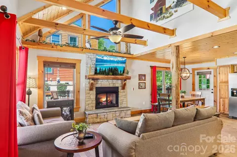 589 Panoramic Loop, Maggie Valley, NC 28751